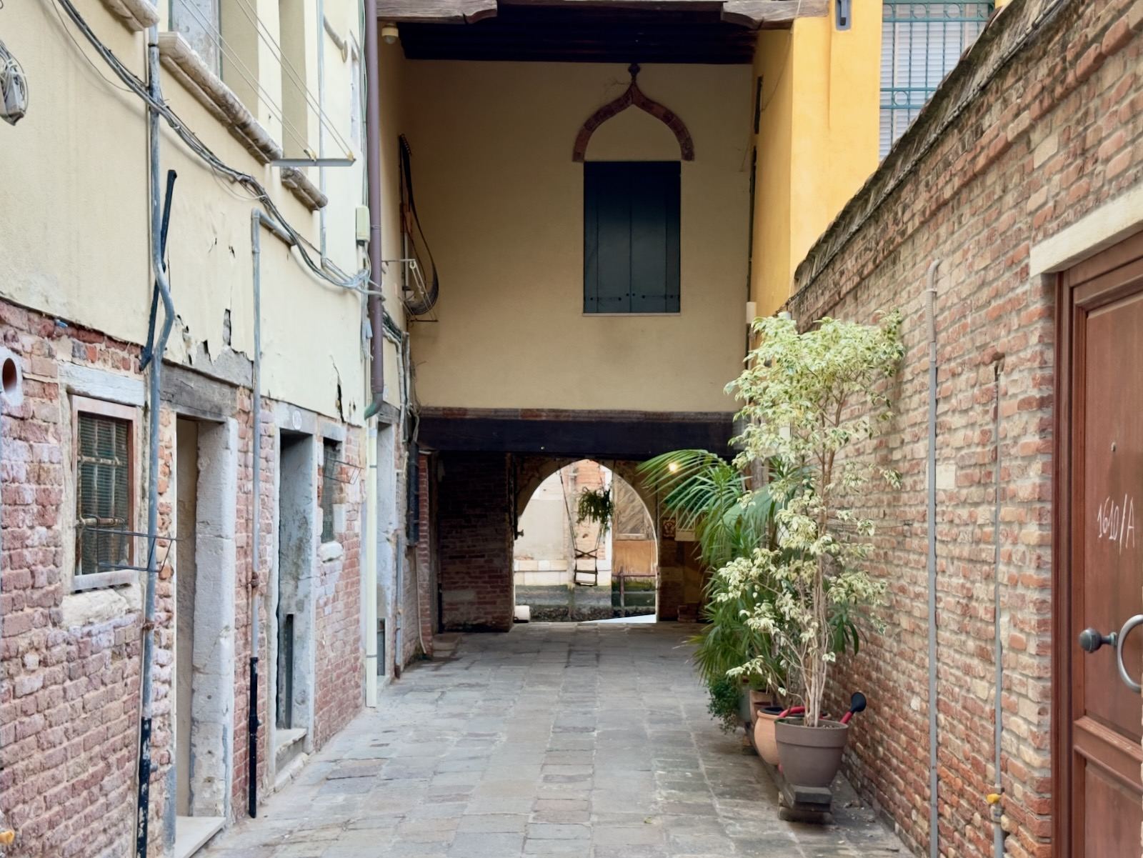CORTI NASCOSTE A SANTA CROCE